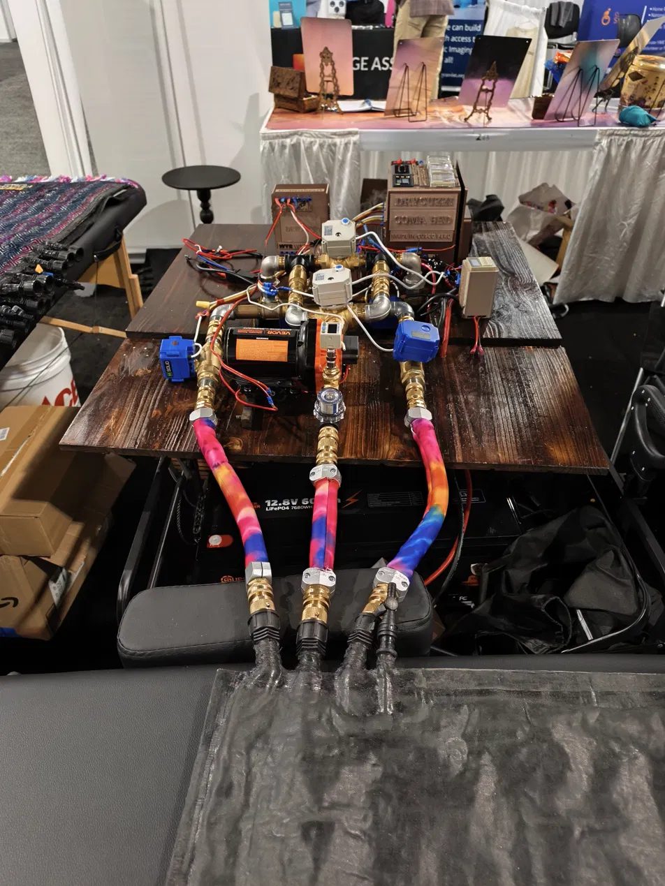 Coma Bed manifold, pump and battery feeding the mat through insulated supply lines